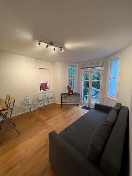 Lovely 1 Bedroom In West Kensington *