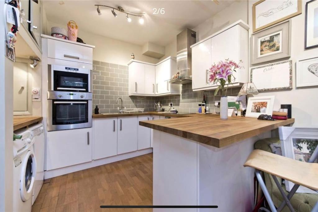Lovely 1 Bedroom In West Kensington