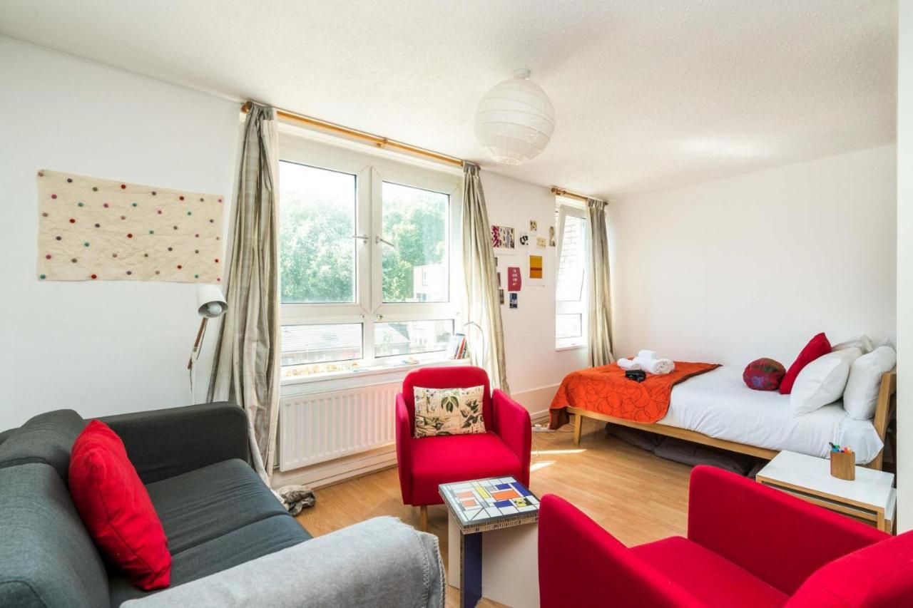Bright Cosy Close To Apartment *