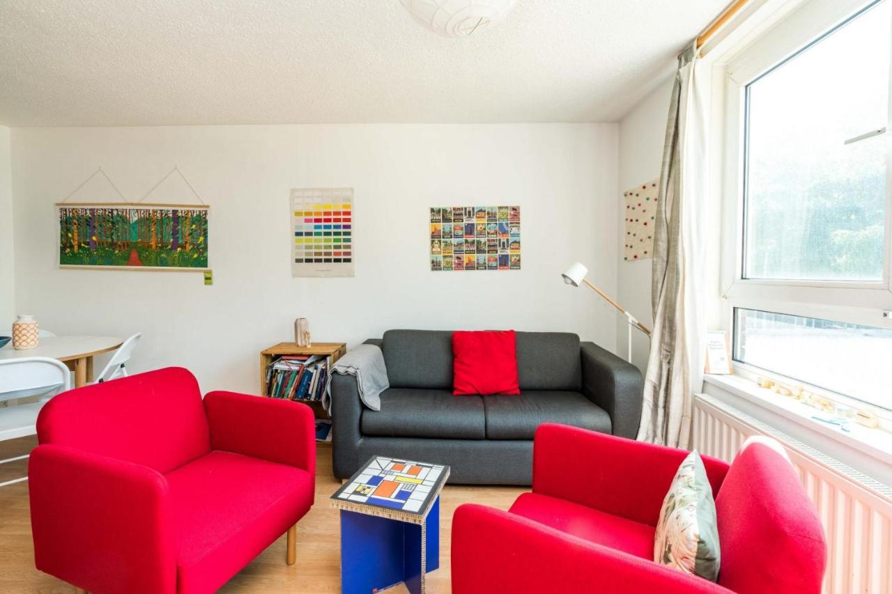 Bright Cosy Close To Apartment *