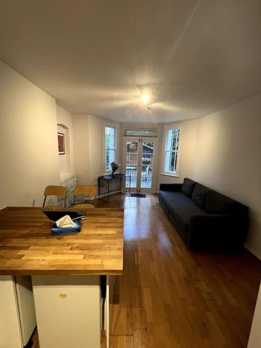 Lovely 1 Bedroom In West Kensington Appartement *
