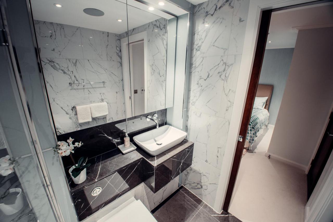 Lovely 4/bdr Penthouse W/ Lovely Views Lejlighed London