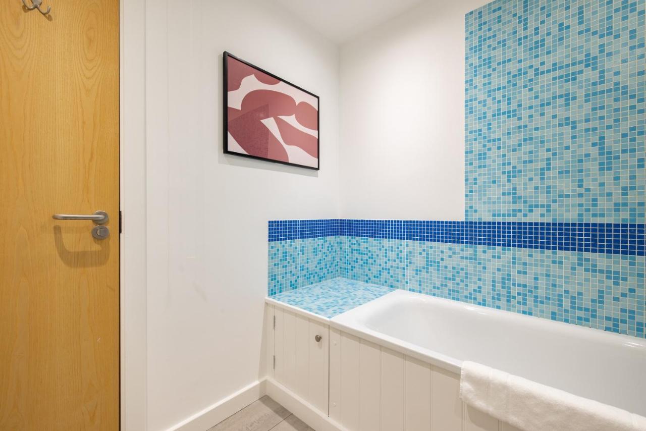 The Clapham Dream - Captivating 3bdr With Garden & Parking Appartement