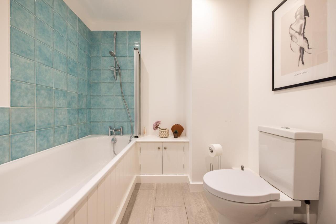 The Clapham Dream - Captivating 3bdr With Garden & Parking Appartement