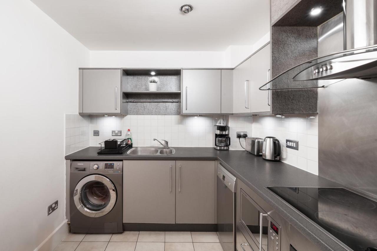 Riverside Balcony Apartments, 10 Minutes From Oxford Circus Leilighet