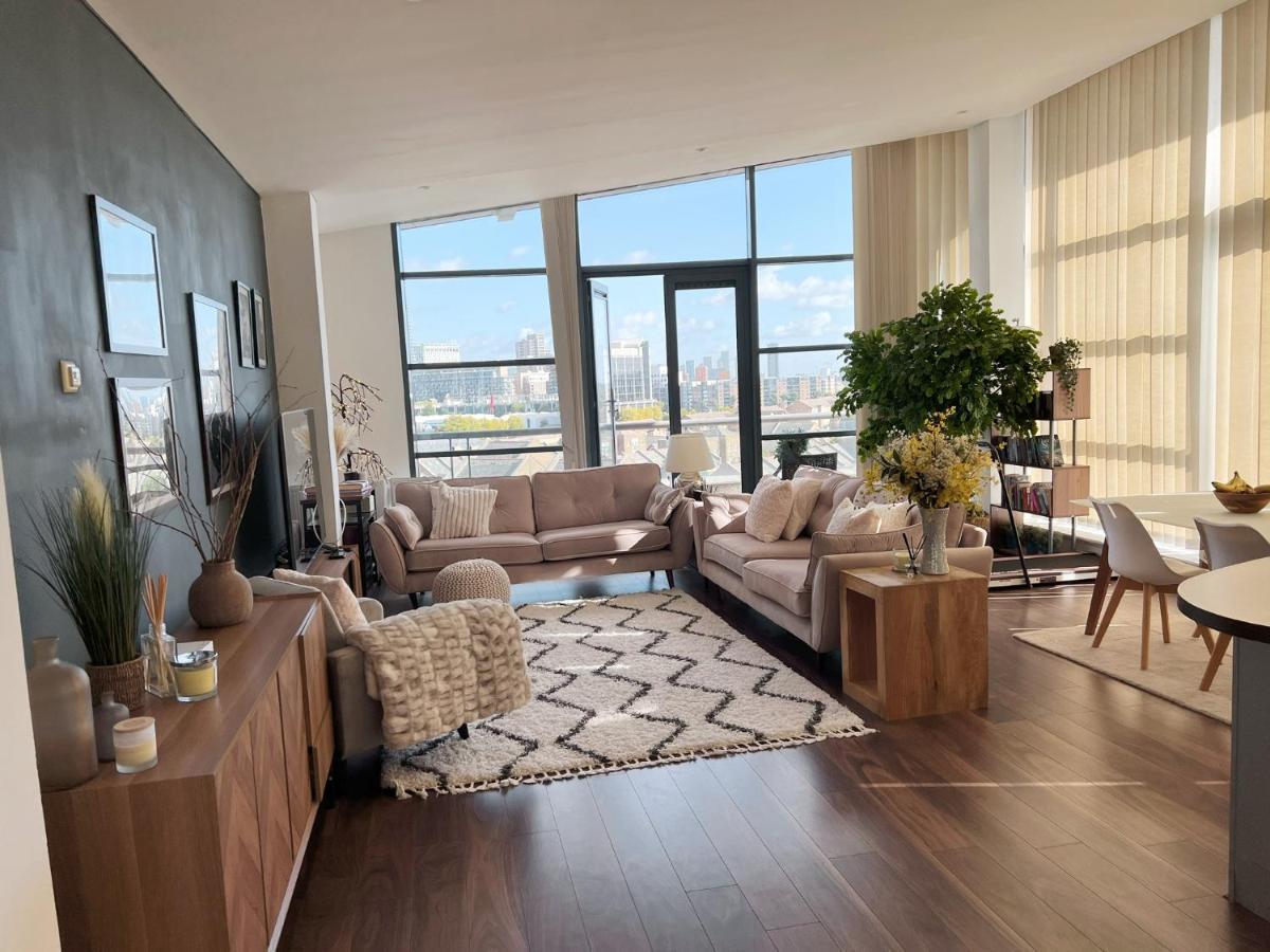 3 Bedroom Stunning Penthouse Lägenhet London