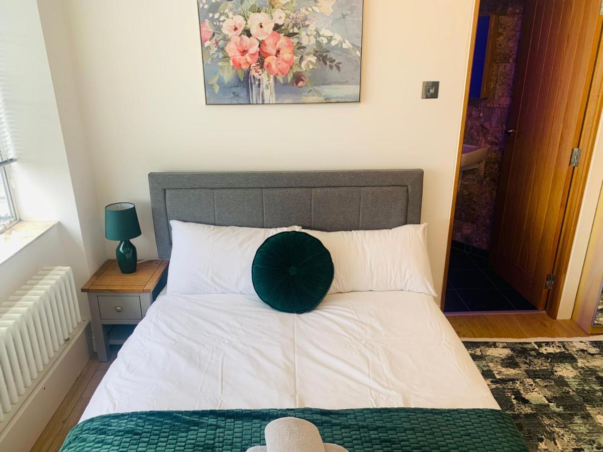Beautiful Quality In Camden Town Apartment London
