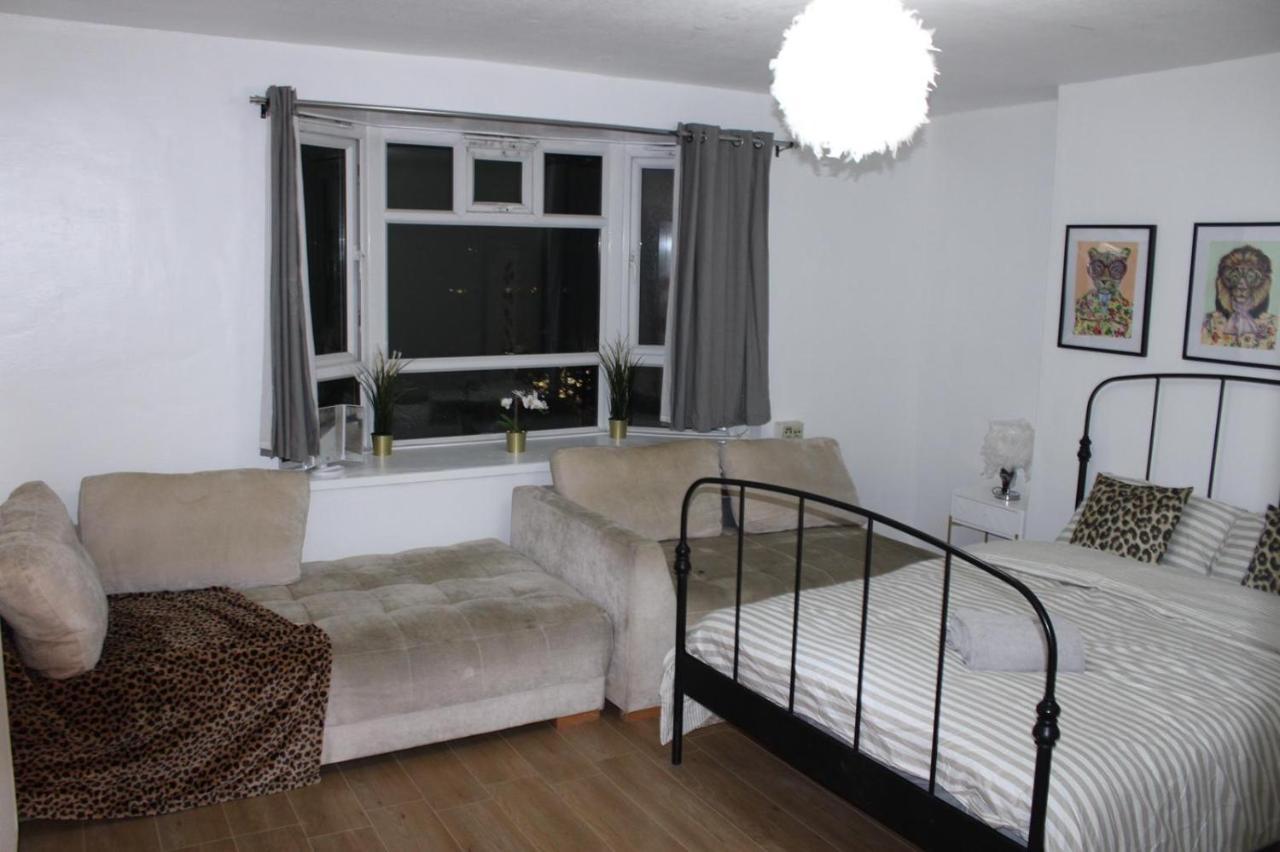 4 Bedroom Guest In The Heart Of Shoreditch Londen