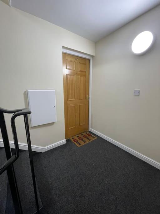 Lovely 2-bed Flat Along The River Thames Appartement *