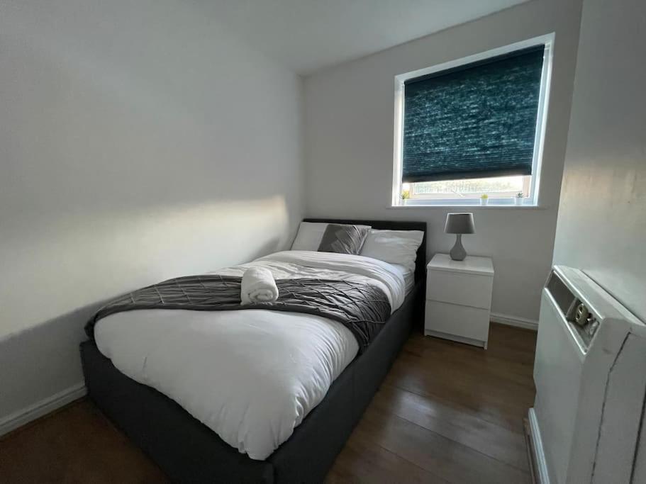 Lovely 2-bed Flat Along The River Thames Londres