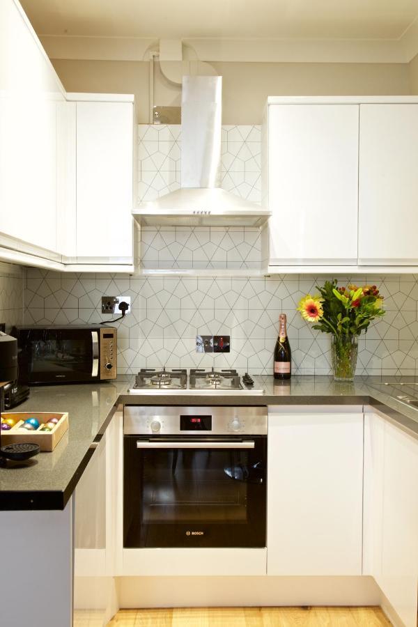 Avari - Winchester Collection *