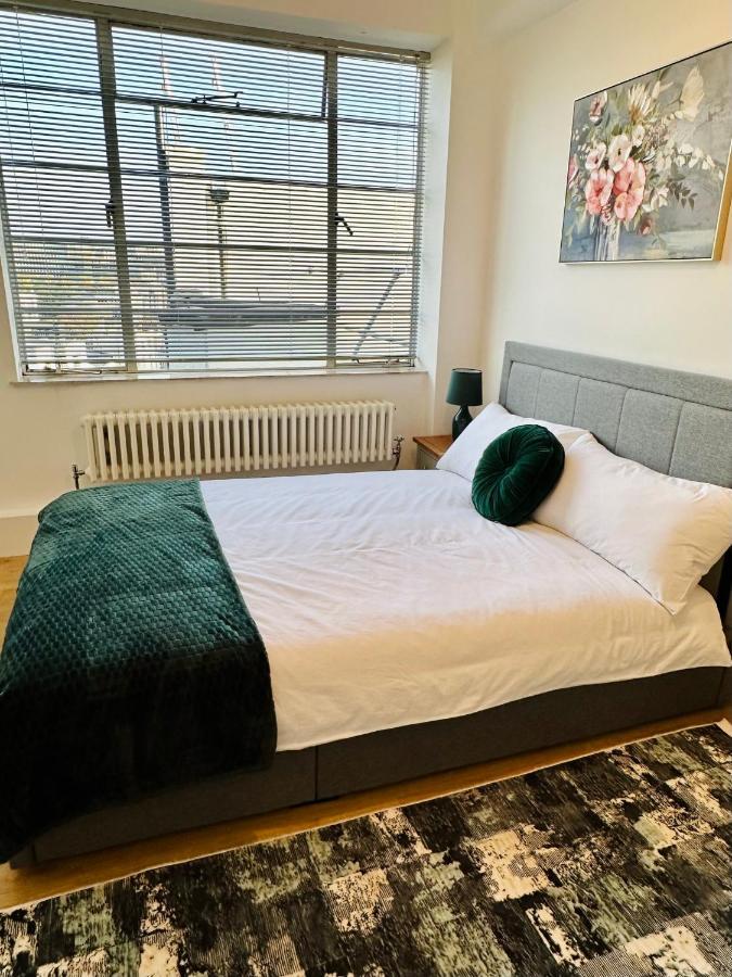 Beautiful Quality In Camden Town Apartment
