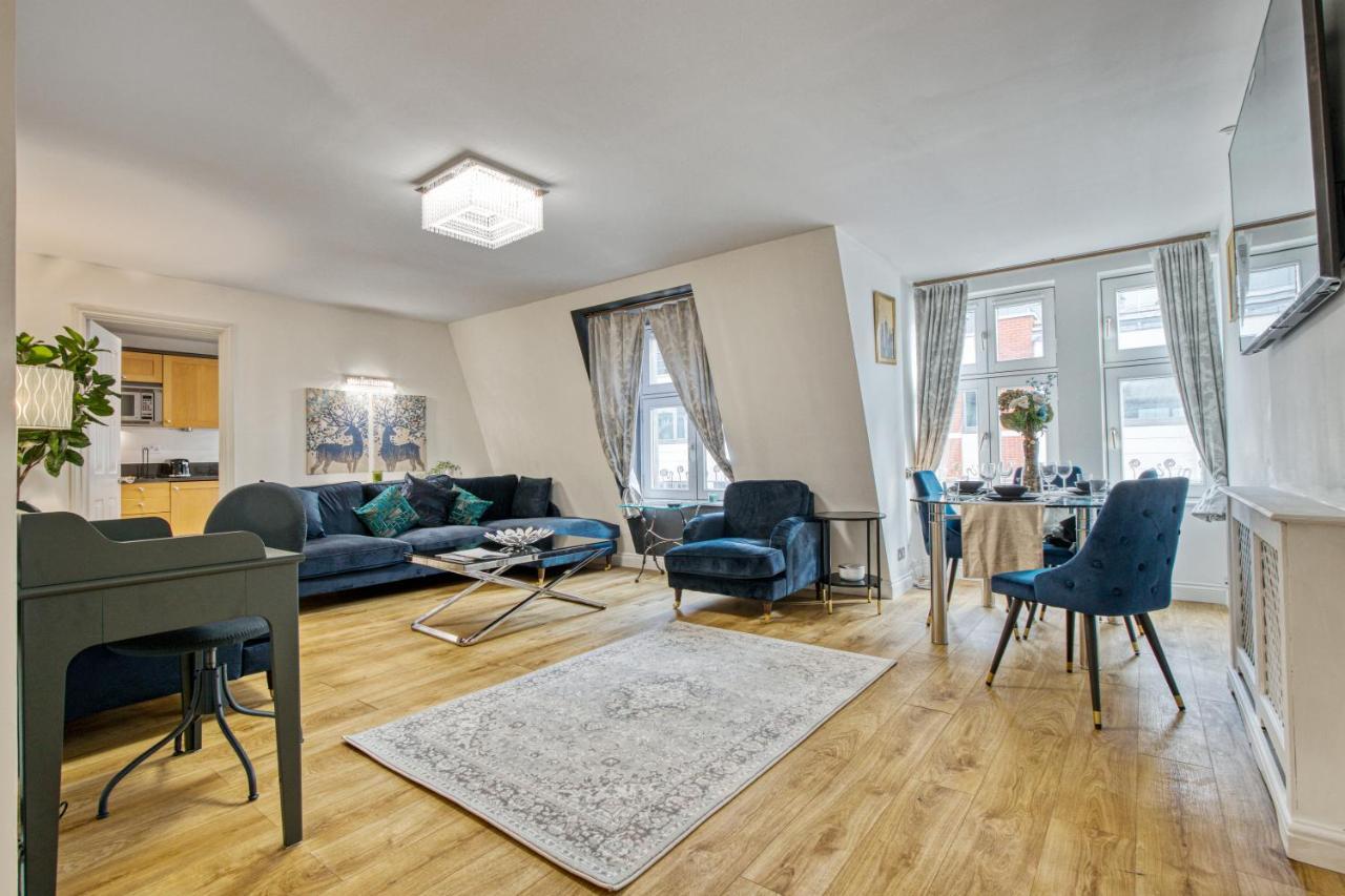 2-bed 2-bathroom Mayfair - Maddox St Lejlighed