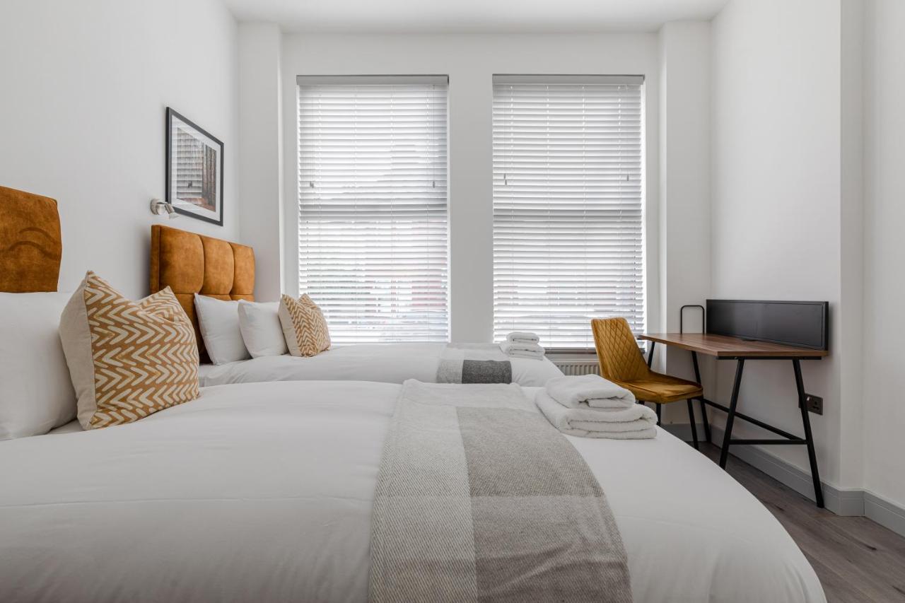 Dainty 2bd Flat In Greater Londen
