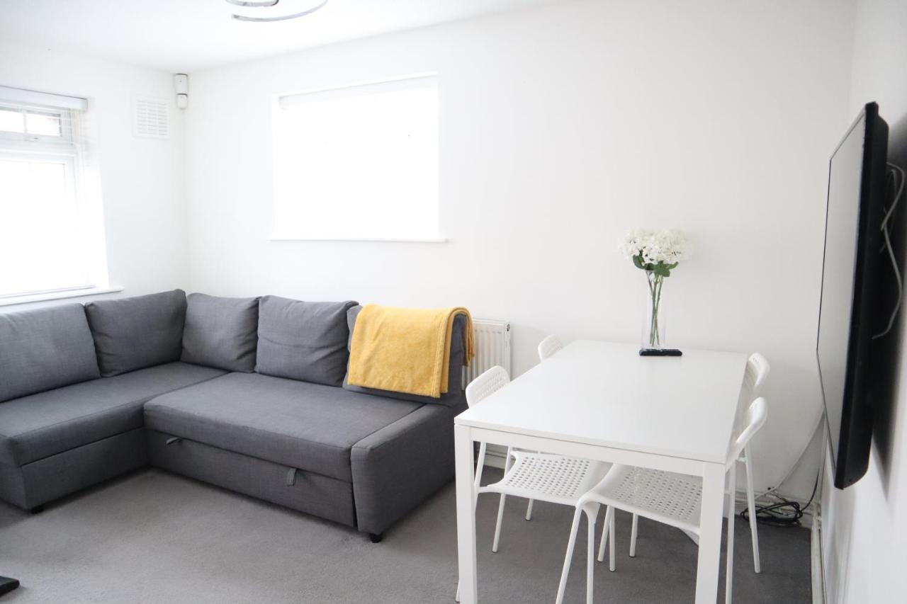 Twelve Thirty Serviced - Balham Apartment