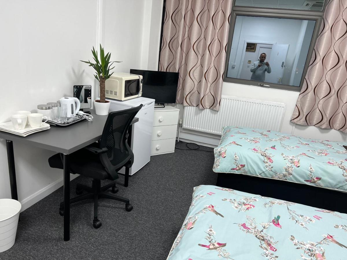 Mj Serviced London- X Large Double For 3 Guest -skyline View-close To Wembly 3* London