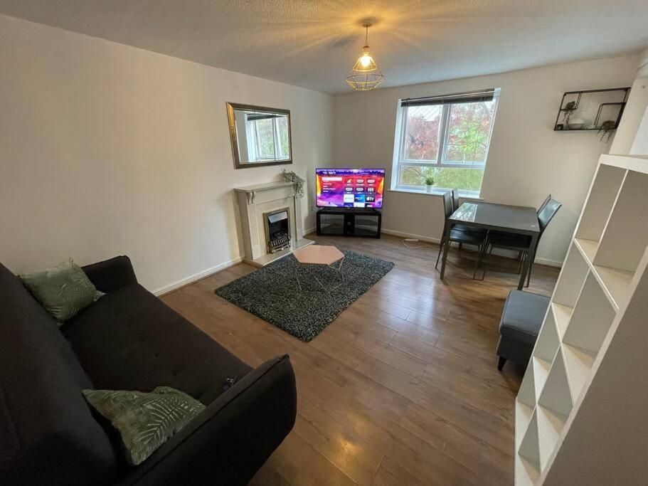 Lovely 2-bed Flat Along The River Thames Appartement Londres