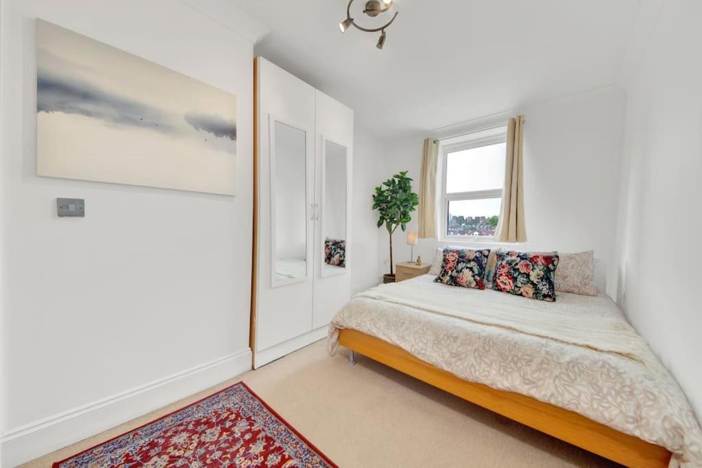 The Bayswater - Excellent Central Location Lejlighed *