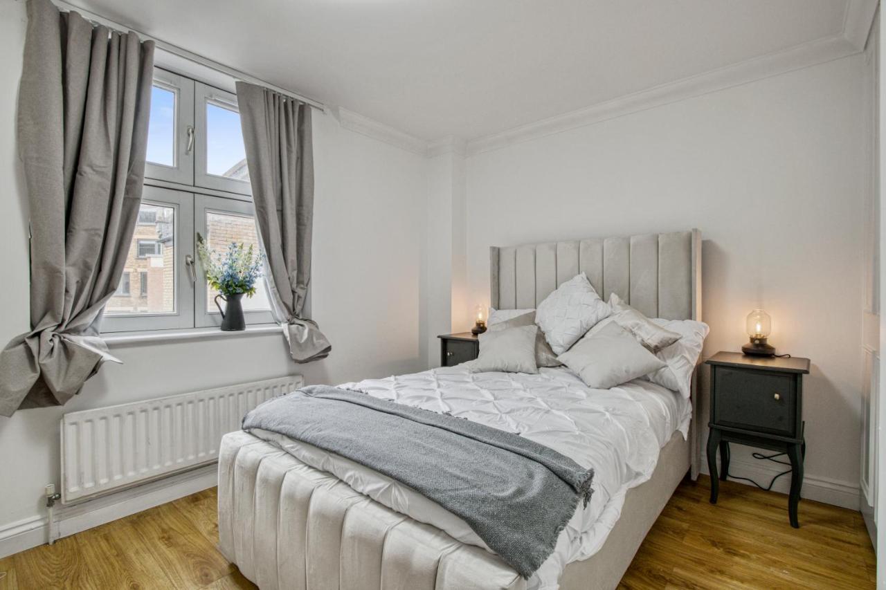 2-bed 2-bathroom Mayfair - Maddox St Appartamento Londra