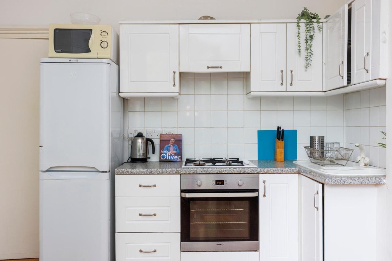 Apartment 2-bedroom Garden Flat In Finsbury Park, Islington *