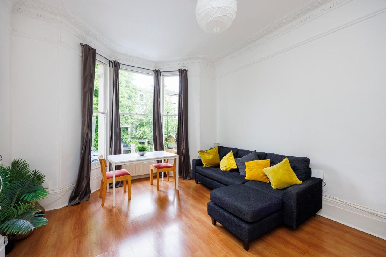 Appartamento 2-bedroom Garden Flat In Finsbury Park, Islington Londra