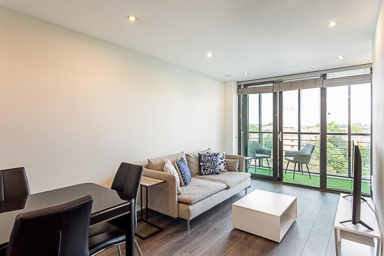 Convenient Urban Pad In Paddington *
