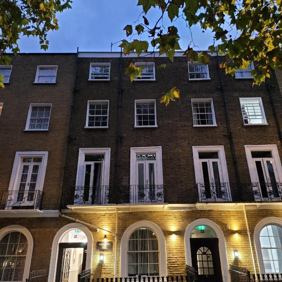 Argyle Square *