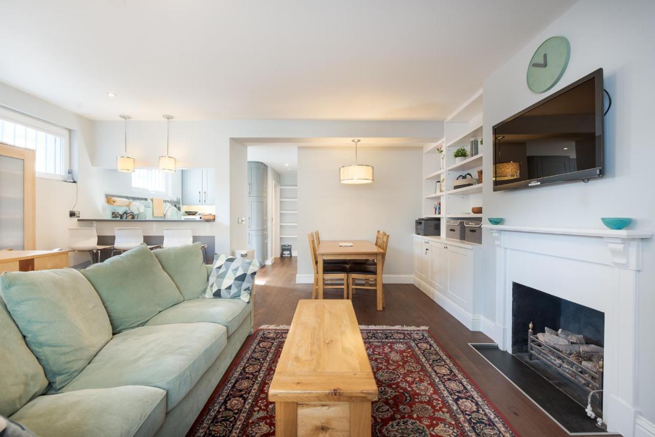 Attractive With Private Patio In Fashionable Fulham By Underthedoormat Lejlighed *