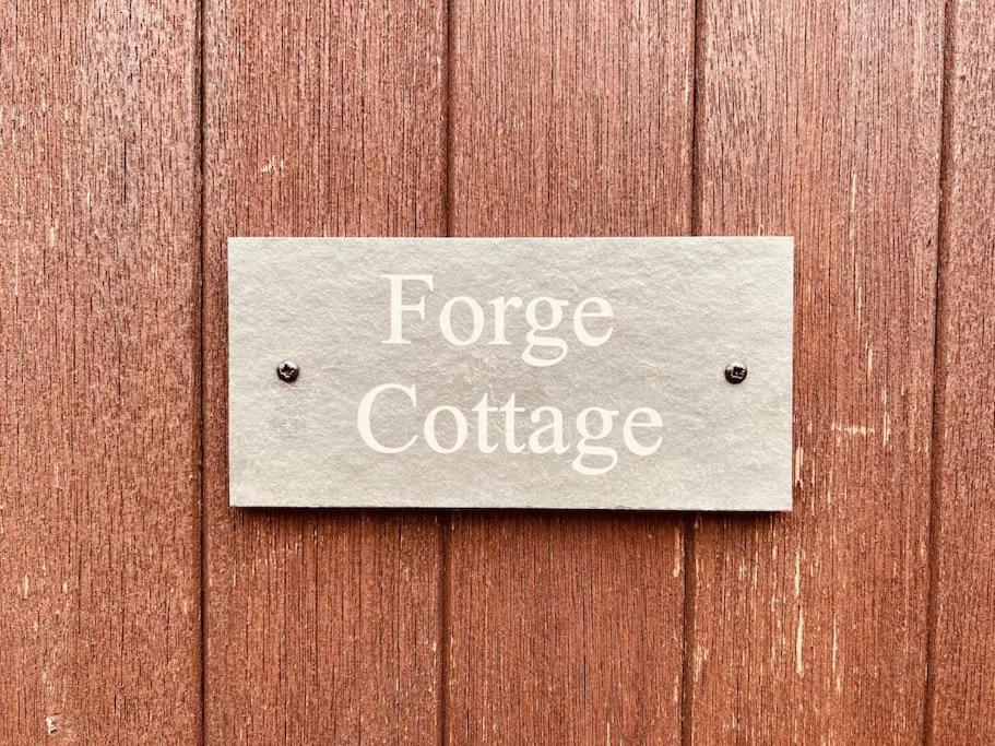 Forge - Pretty 1 Bedroom With Free Off Street Parking *