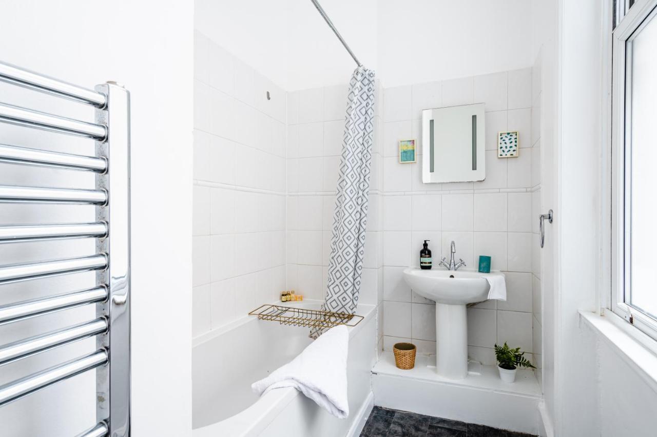 Charming 1 Bed Apt In Kensington - Free Tour Included By City Uk Short Lets Serviced Apartment London