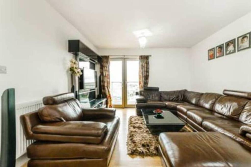 Appartamento Luxury 2 Bedroom In With Free Parking *