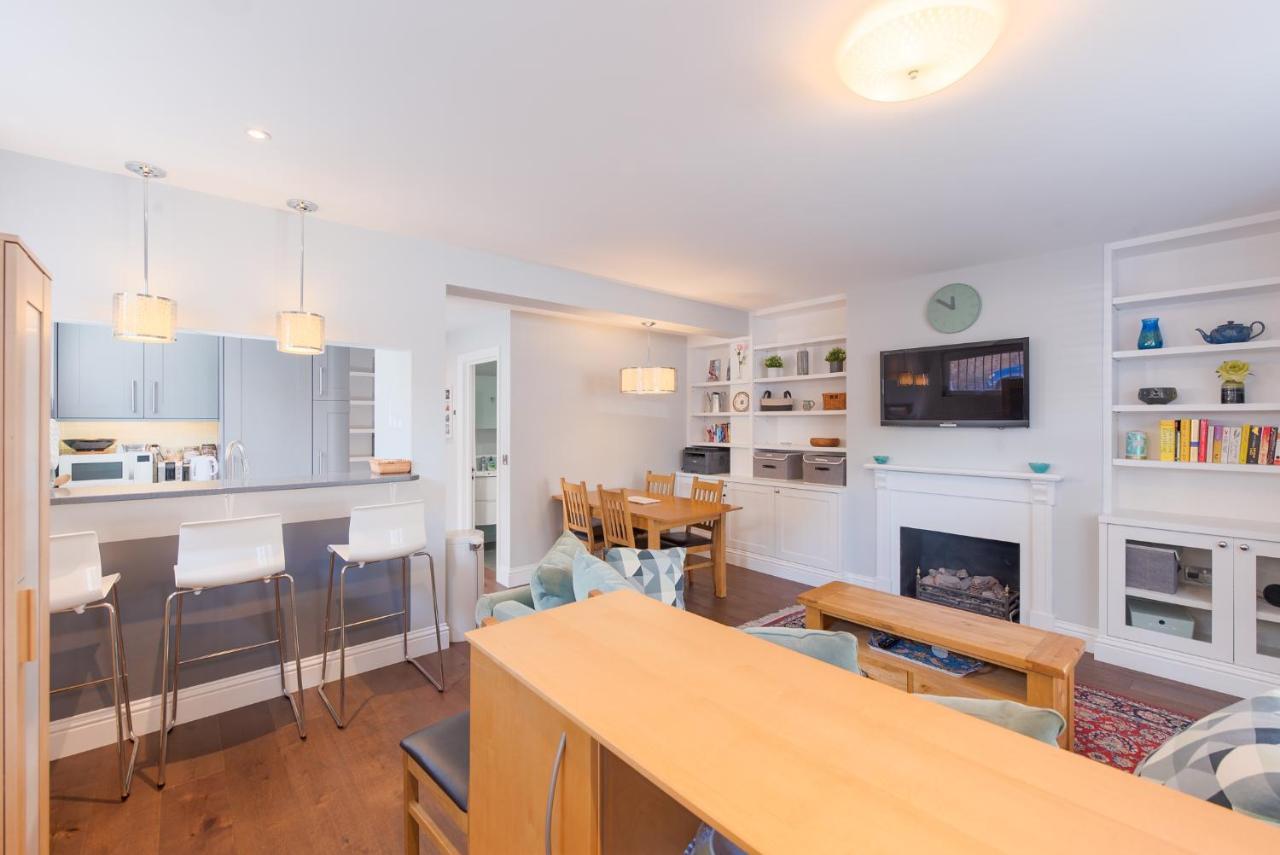 Attractive With Private Patio In Fashionable Fulham By Underthedoormat Lejlighed *