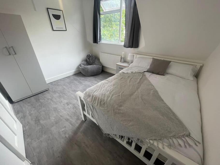 Cosy 2 Bed In Tower Bridge Road Apartment London
