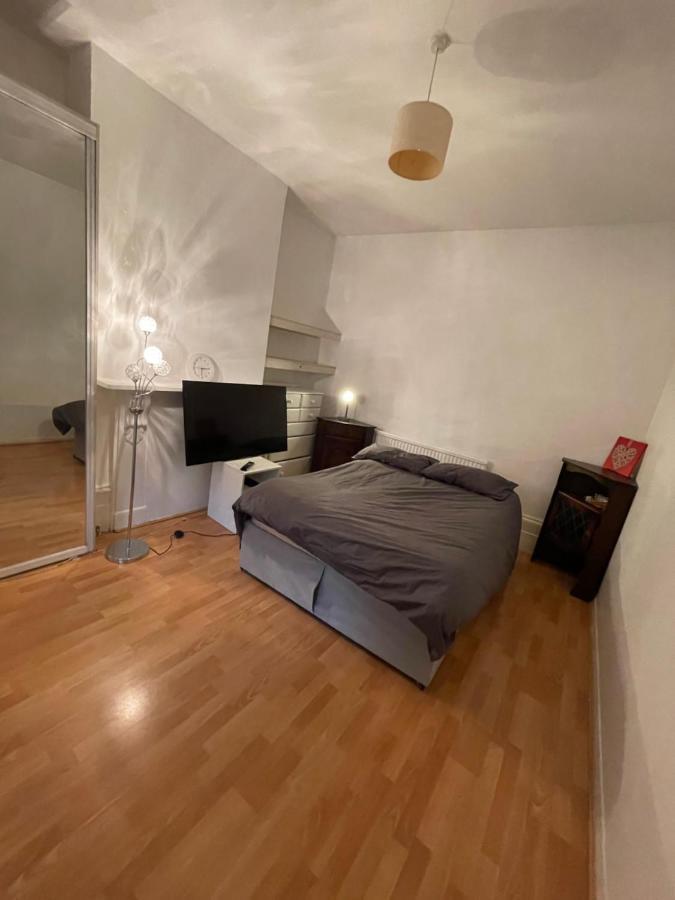 Elmdene Road - Large Accommodatie bij particulieren Londen