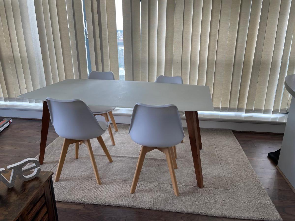 3 Bedroom Stunning Penthouse