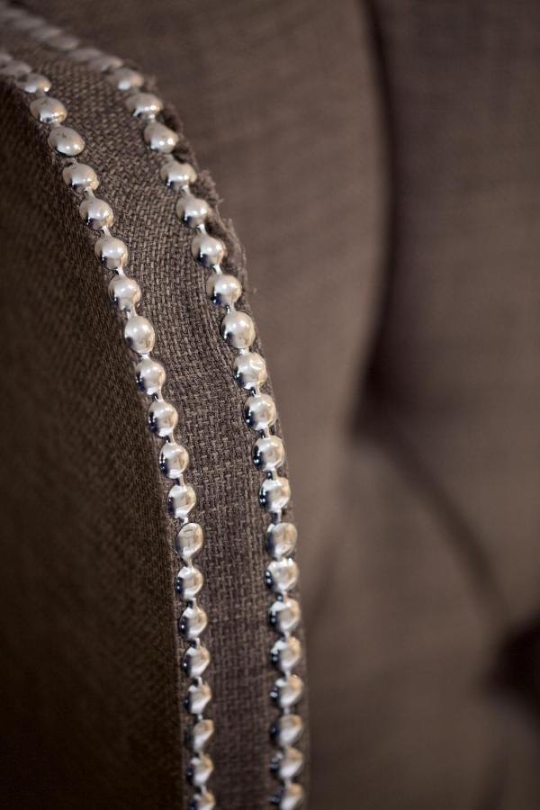 Avari - Winchester Collection
