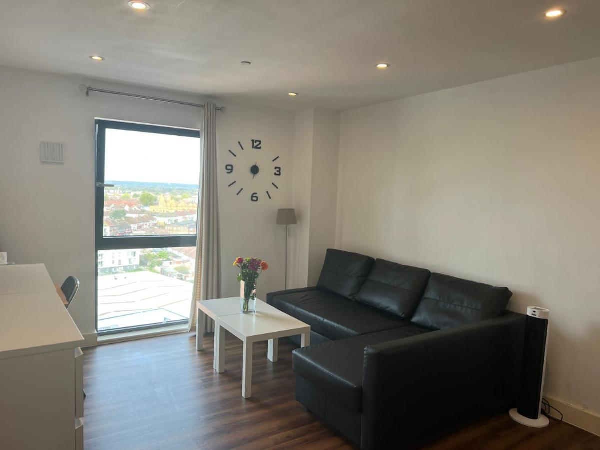 Lovely Luxury 1-bed In Wembley * London