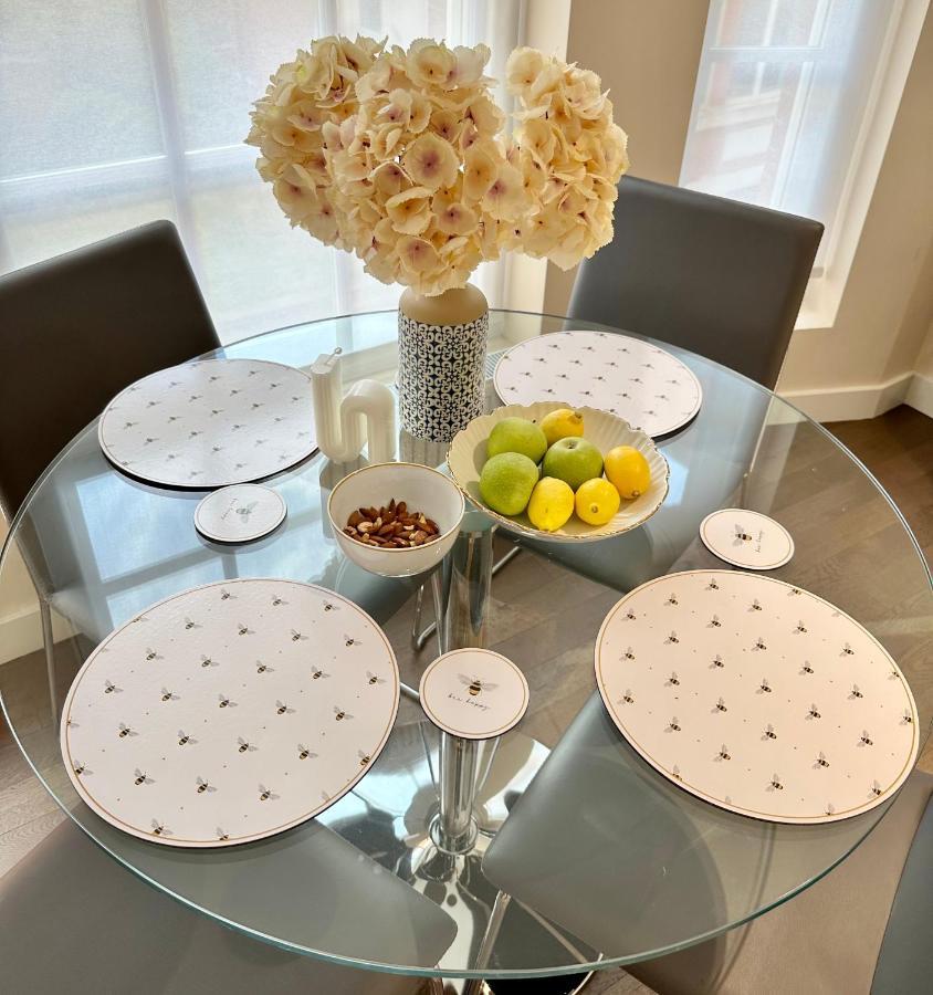 Apartment 1 Spacious Luxury Bedroom Flat On Oxford St, Next To Selfridges *