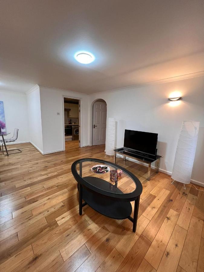 Appartamento Meridian Canary Wharf Close To Excel And O2 Londra