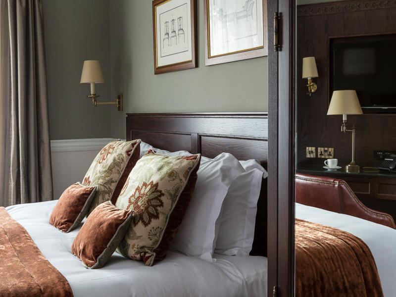 Oxford Hotell 3*