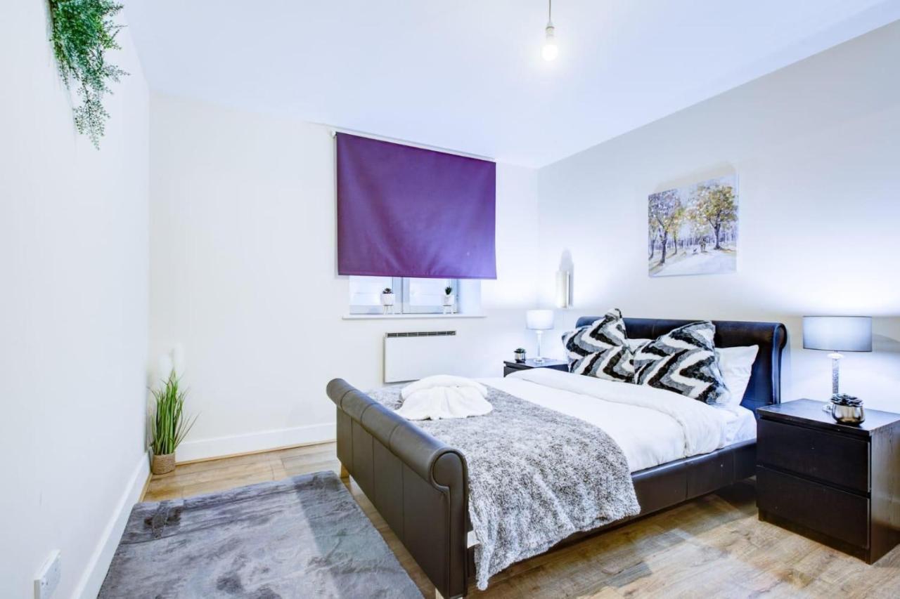 Waterloo 2 Bedroom * Londra