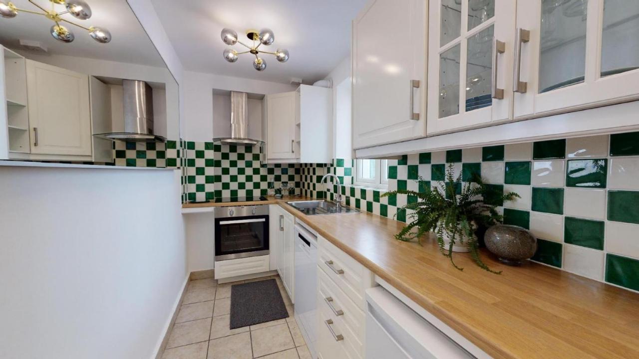 Lägenhet Leinster Gardens 3a - 2 Bed London