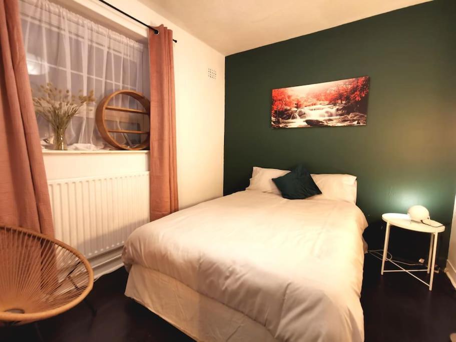 Greenwich 1930s Retro Flat London