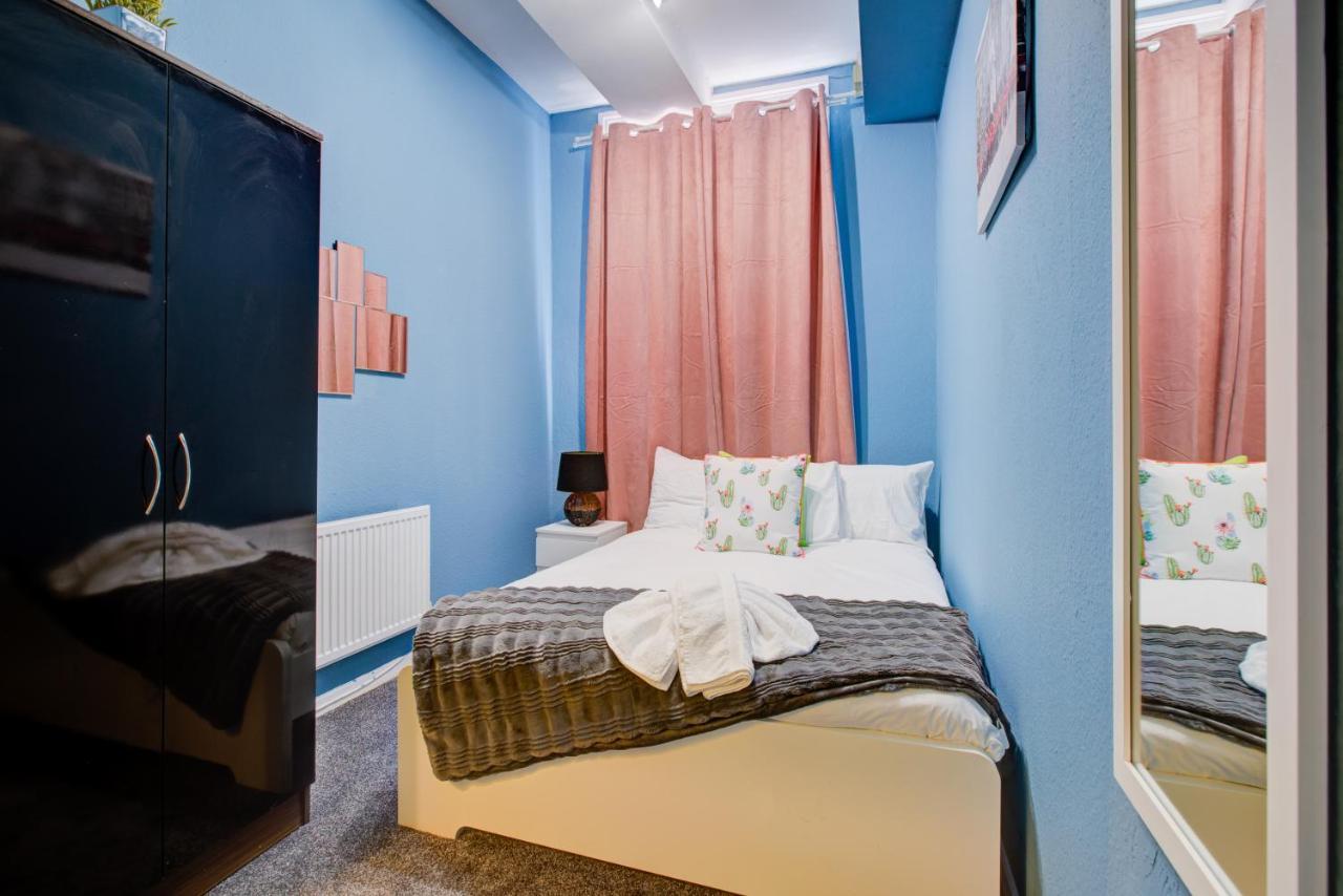 Inviting 2-bed Budget In Lägenhet *