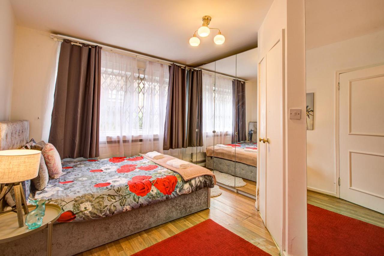 Gorgeous 4 Bedrooms, 5-baths House In Near Edgware Road, Oxford Street, Hyde Park Lejlighed London