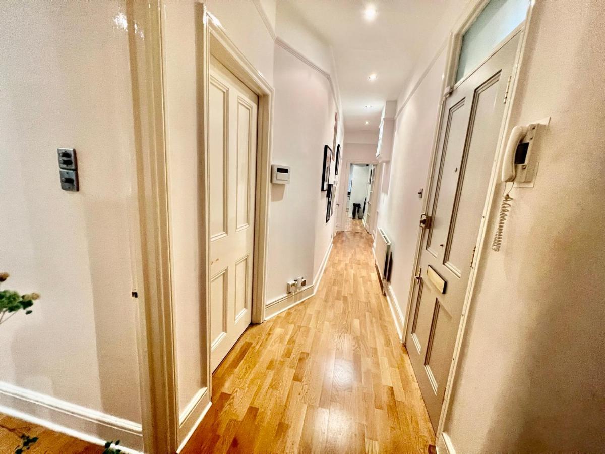 Spacious Flat With Huge Patio In Central