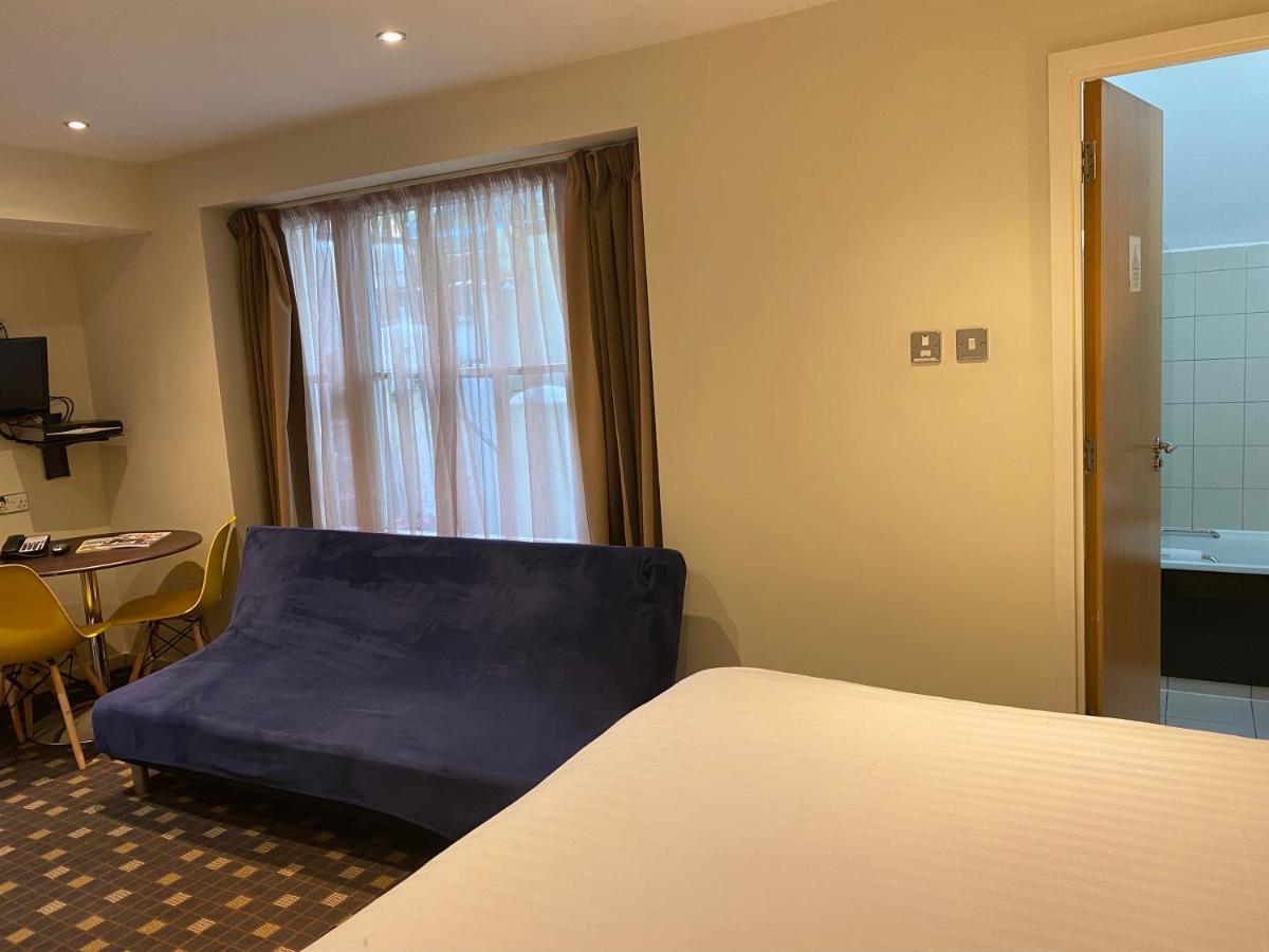 Grand Plaza Serviced 4* London