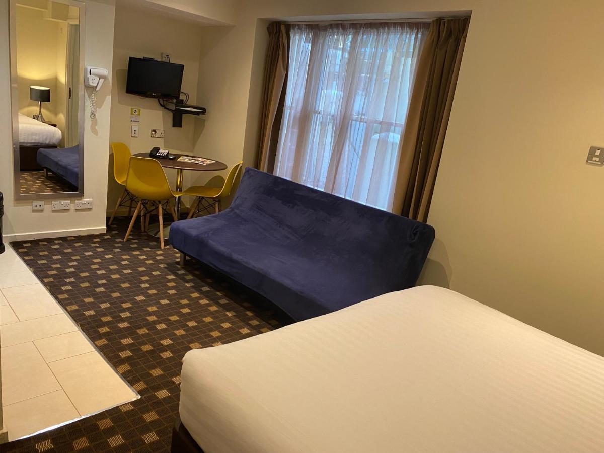 Grand Plaza Serviced Aparthotel 4*