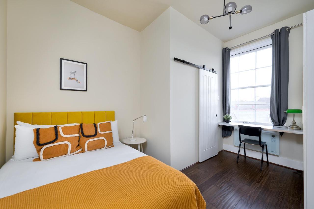 D8 House Apartment *