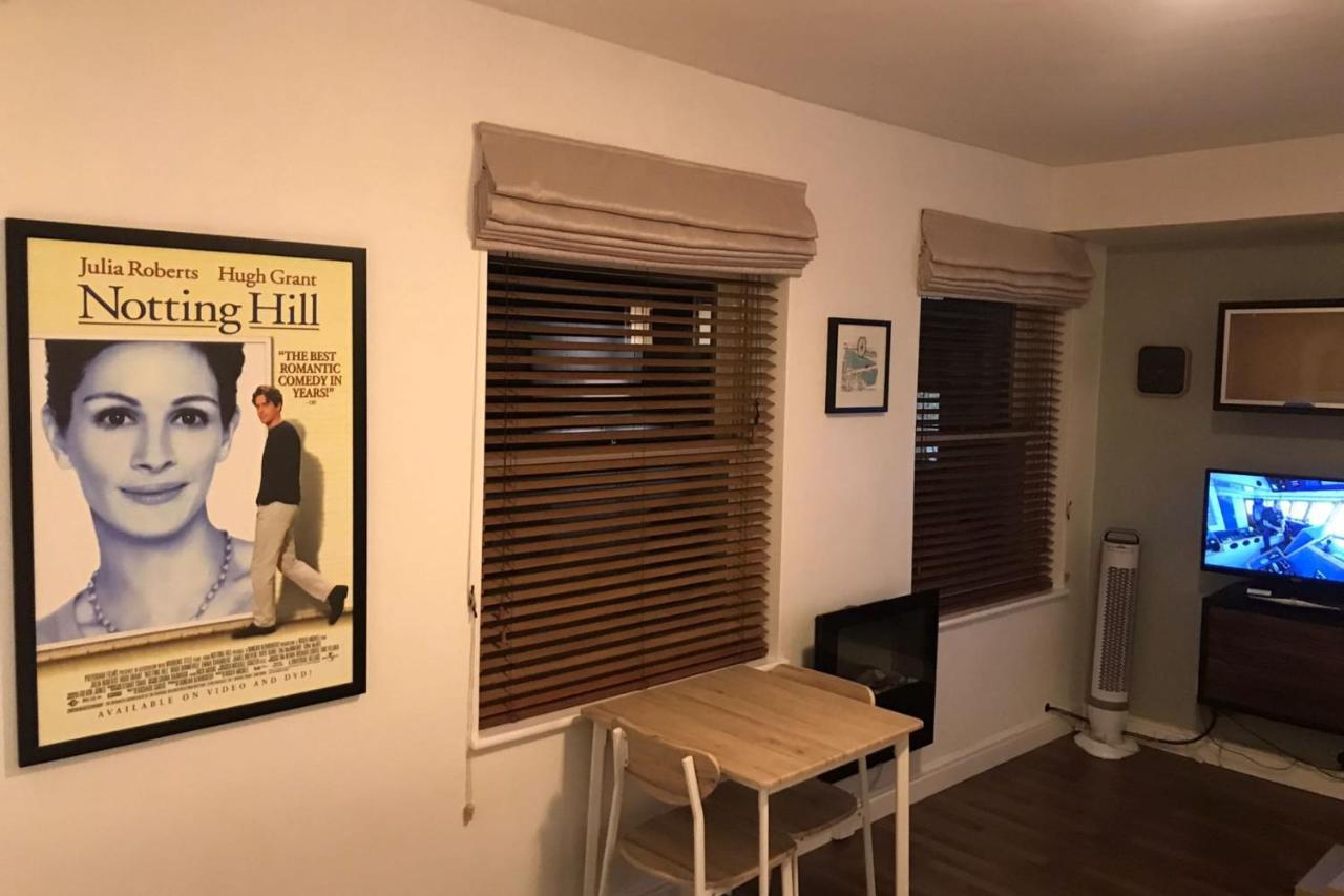 Stylish Studio Near Notting Hill Station! Appartamento *